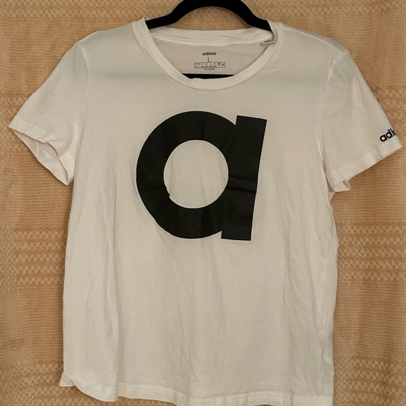 Adidas Women's Training essential T-shirt Workout Size L - Picture 5 of 8